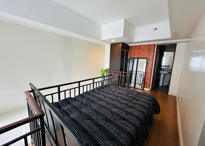 Newly Renovated 2-storey Loft At Greenbelt *