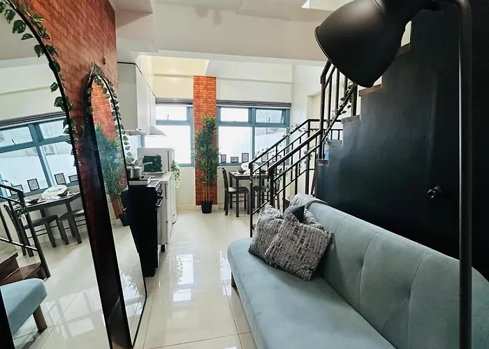 Newly Renovated 2-storey Loft At Greenbelt *