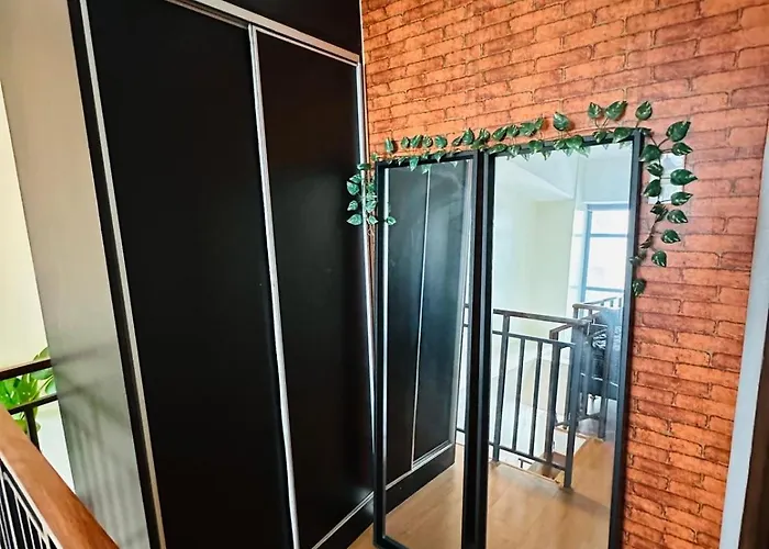 Apartment Newly Renovated 2-storey Loft At Greenbelt Manila