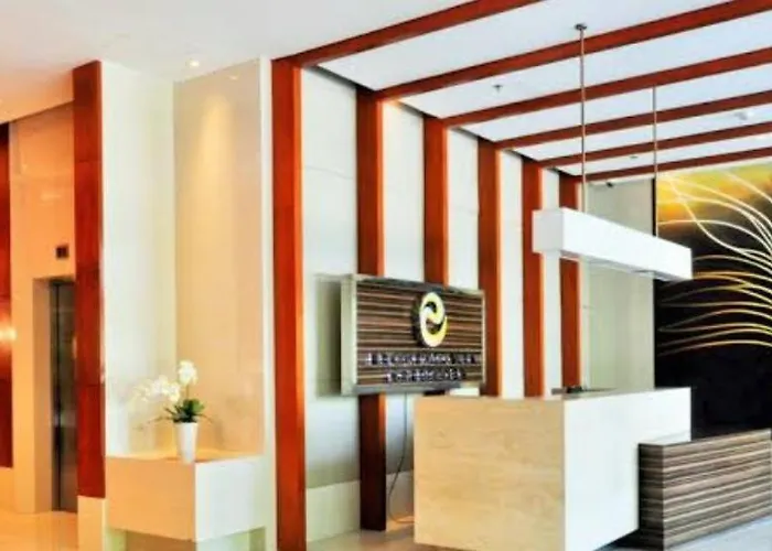 Newly Renovated 2-storey Loft At Greenbelt Apartment *